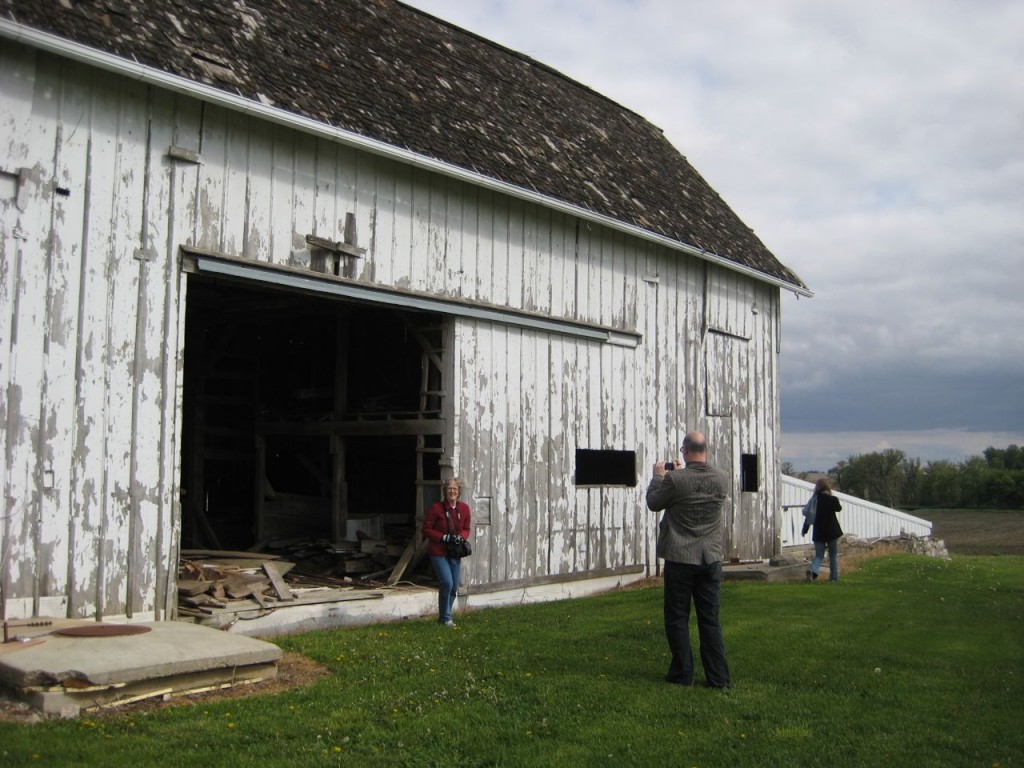 barn